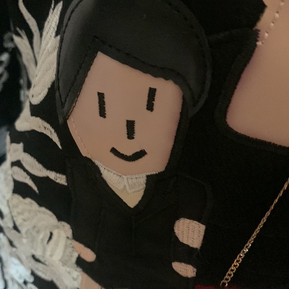 D&G Funeral Family Sweater - Picture 5 of 13